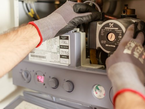 Dépannage d'urgence plombier électricien à Clichy